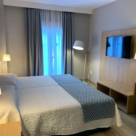 Puerta Del Mar - Adults Recommended 3* Nerja