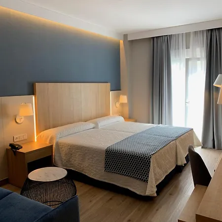 מלון Puerta Del Mar - Adults Recommended 3*