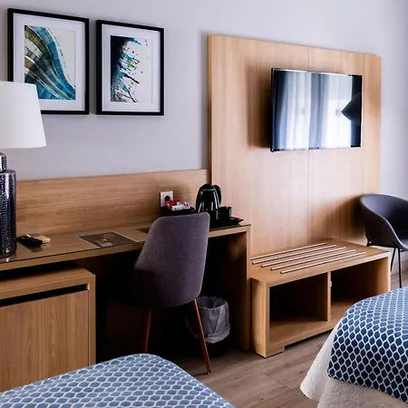 מלון Puerta Del Mar - Adults Recommended נרחה